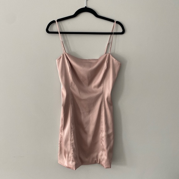 Aritzia’s Sunday Best Satin Dress - Picture 1 of 4